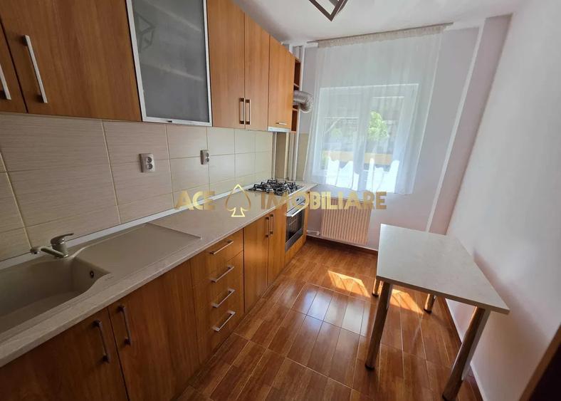 2 Camere de inchiriat | Dristor | Metrou | Bloc renovat | A.C