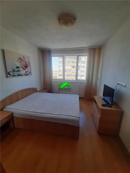 Apartament de vanzare 3 camere pivniță Sibiu Mihai Viteazul