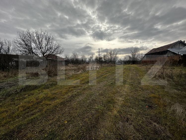 Teren intravilan, 4000 mp, zona Calnic - 3