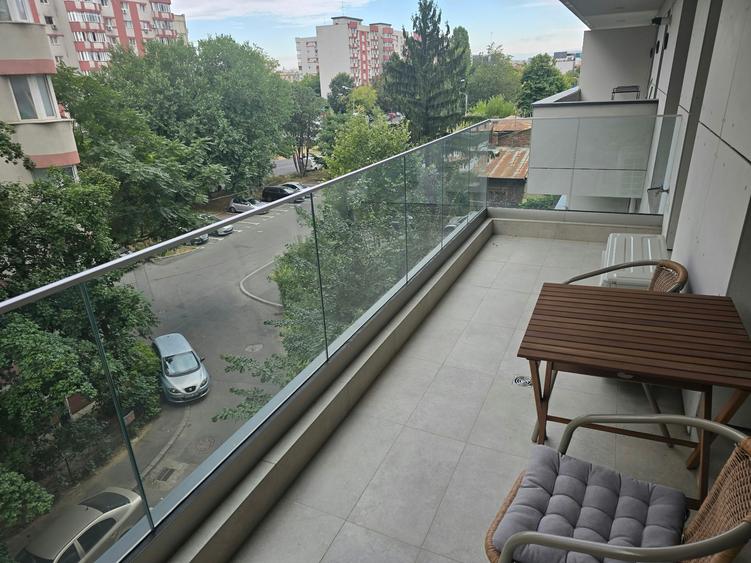 3 camere de închiriat în ELA Cotroceni
