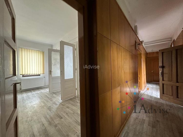 Casă cu curte generoasă – ideală pentru restaurant, birou sau clinică - 6