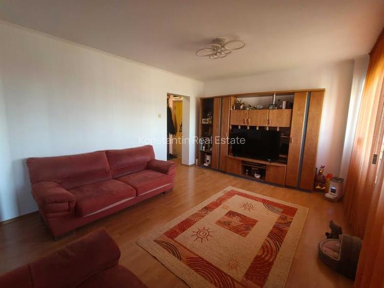 Apartament 3 camere, 64 mp utili, centrală proprie, etaj 9/10, Pantelimon