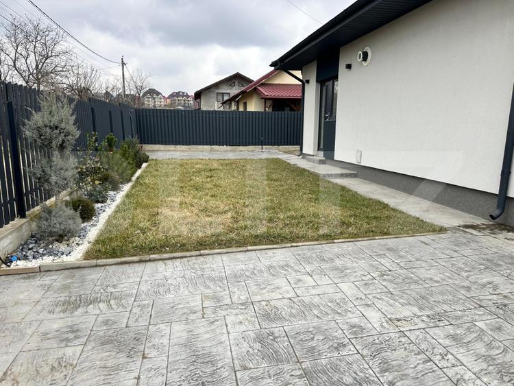 Casă individuală de vânzare, 89 mp utili, 327 mp teren, zona Lunca Cetățuii