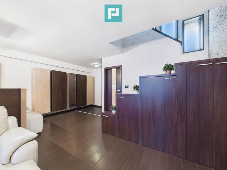 Penthouse 3 camere cu scară interioară ARED UTA