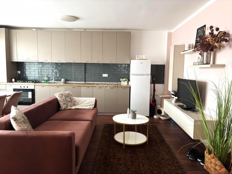 Apartament 3 camere in bloc NOU, str. C. Coposu, parcare, terasa - 2