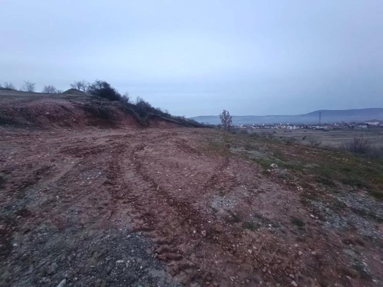 Teren intravilan 1.400 mp | Deschidere 31 ml | Vedere panoramică | Micești