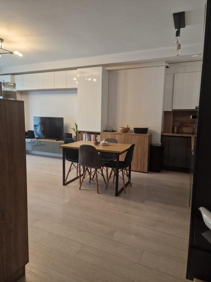 Apartament cu 2 camere în Dumbrăvița (2 locuri de parcare incluse)