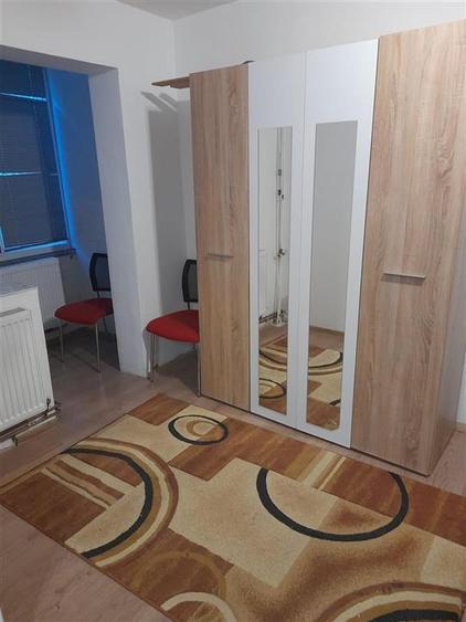 ...Apartament 2 Camere Etaj 1 cu Centrala zona Sagului..
