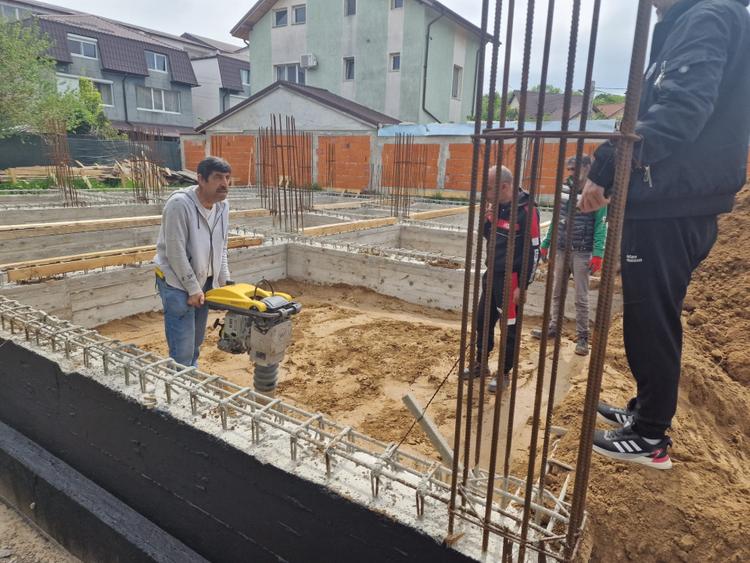 Super locatie, padure Rosu, vila în constructie 290 mp , teren 580 mp, Chiajna