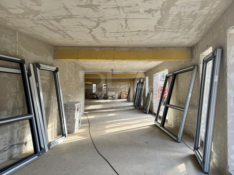 Spatiu Comercial 430 mp Ultracentral langa Vatra Luminoasa