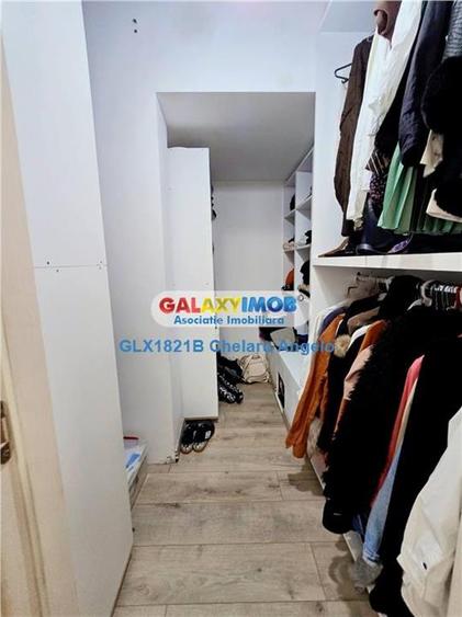 Dobroesti,vila  8 camere,garaj,185 mp utili, teren 222 mp.la cheie