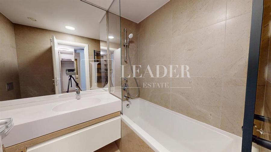 One Herastrau Tower I 3 camere I Vedere libera
