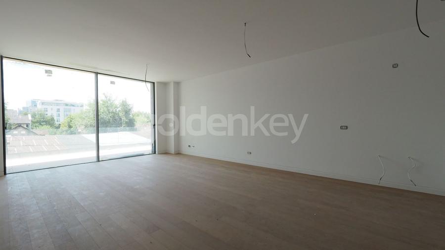 Lac Floreasca - Parc Verdi | 3 camere | 2 bai | 134mpc | orientare sud