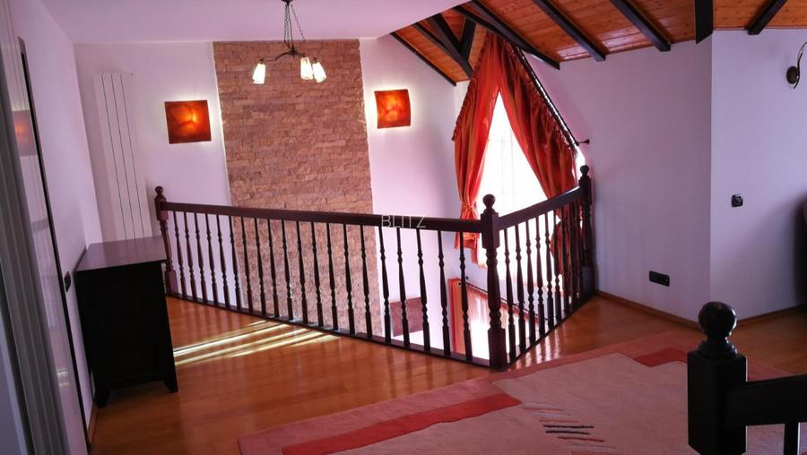 Casa de 500 mp utili, mobilata modern, 440 mp teren in Brasov ! - 5