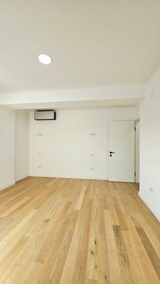 Imobil Boutique Premium Polonă | 5 Apartamente | Lift Otis | Parcări