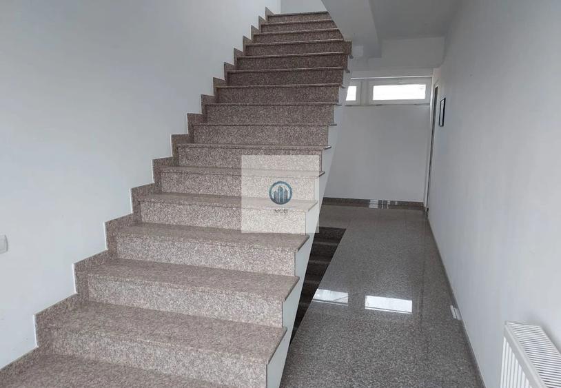 Cladire la cheie 2 ap si 8 garsoniere Deva cartier Grigoresc 495 mp