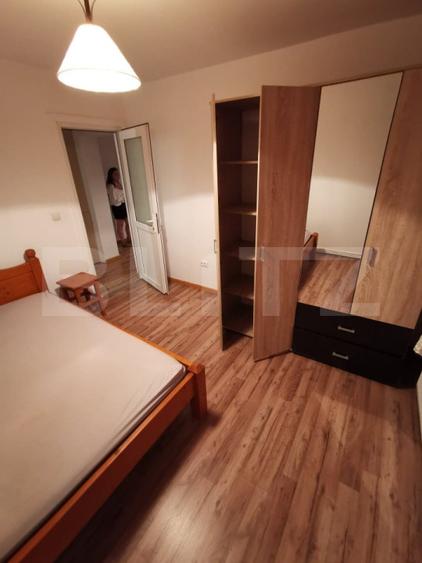 Apartament 3 camere, 62 mp, zona Podu Ros