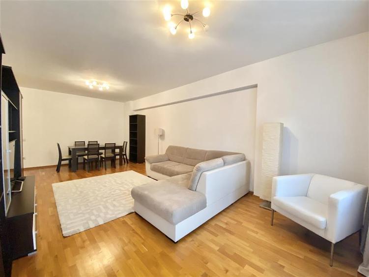 2 CAMERE SPATIOS SI LUMINOS LOC PARCARE LANGA PARC HERASTRAU