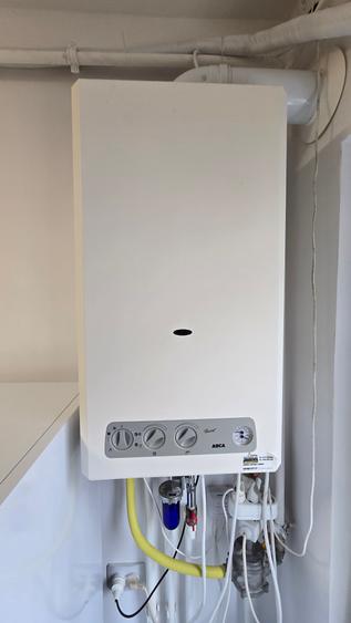 Apartament de vanzare 2 camere, renovat si mobilat complet, central Focsani