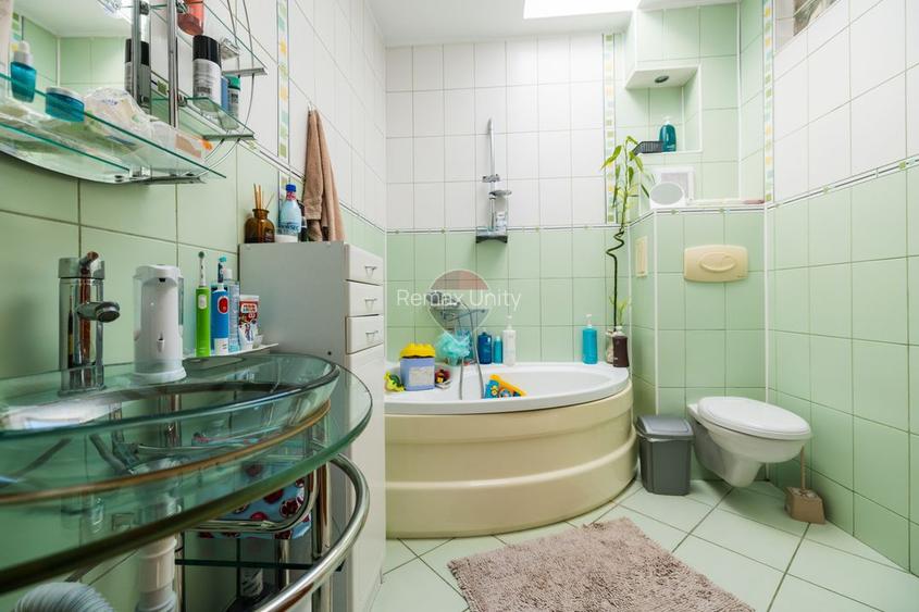 Casă de închiriat cu grădină, terasă și garaj | BUNLOC - 18