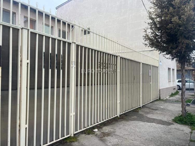 spatiu ideal pentru  birouri, cabinete, afterschool, 2000 euro - 44