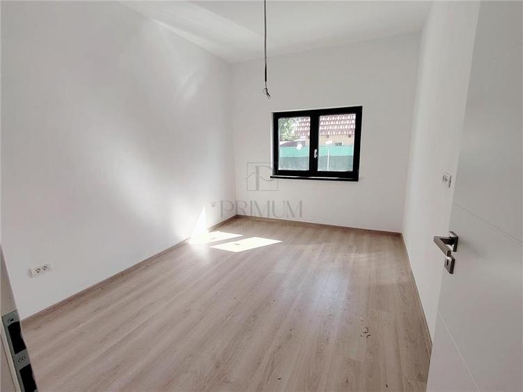 Casa individuala - Asfalt - Garaj