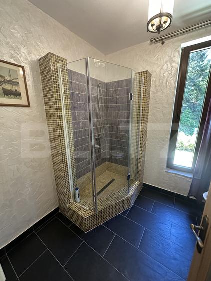 Cabana premium de vanzare Colibita, pe malul lacului
