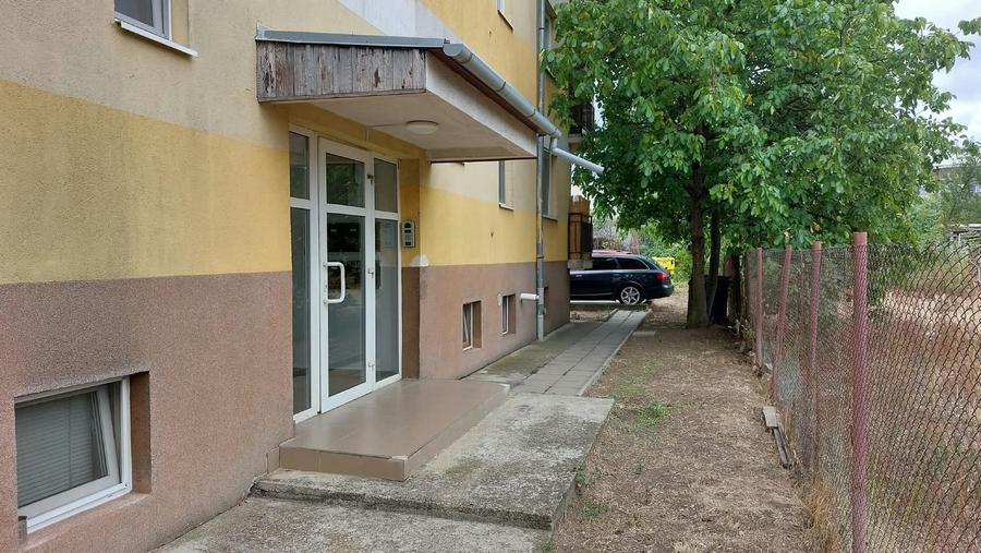 0 % Comision 1 camera, 37 mp, modern, zona strazii Campina