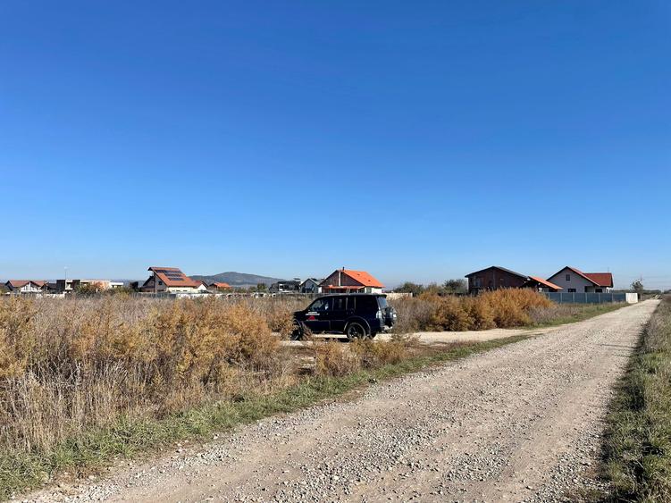 Parcele casa 352mp , Triaj-Sanpetru!