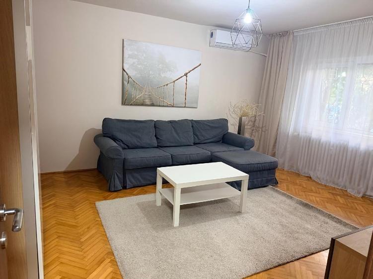 Închiriere Garsonieră Decomandata 38 mp, Renovata, Piata Muncii - Decebal
