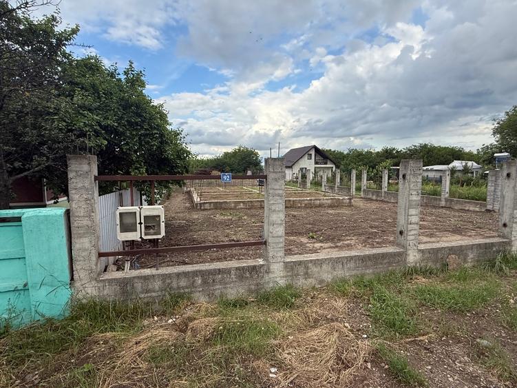VÂND Teren Intravilan + extravilan Bacău