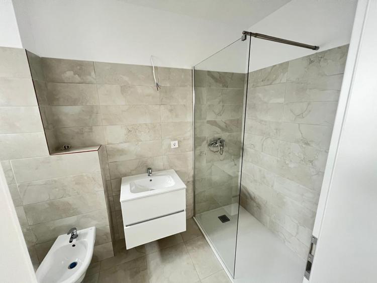Casa - Duplex - 4 camere - 115mp - Curte 300mp - Utilitati - Sanpetru