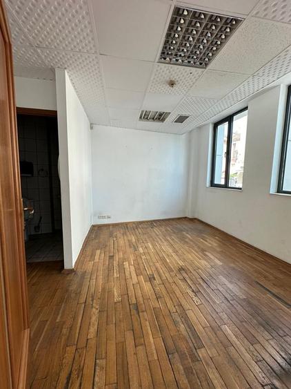 Zona Unirii 235 mp S+P terasa 150 mp