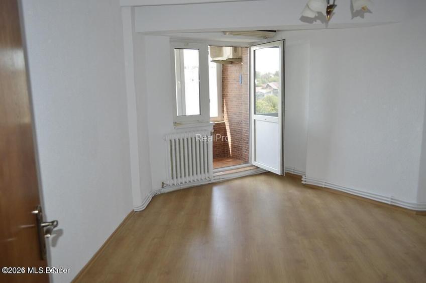 Centru - Apartament 4 camere - 103 mp, 3 balcoane, loc de parcare! - 14