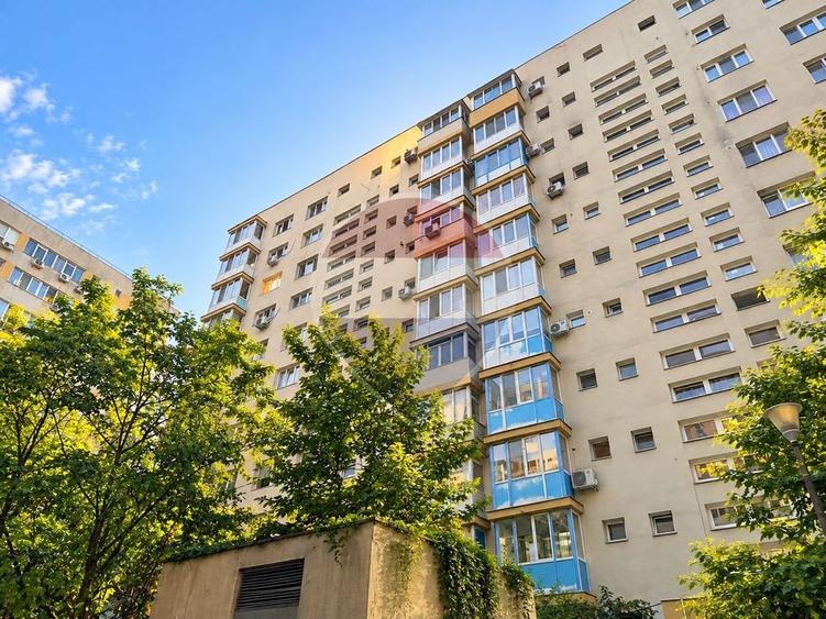 | Garsoniera decomandata | Bloc reabilitat termic | Doamna Ghica |