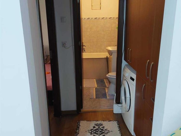 Apartament 2 camere decomandate