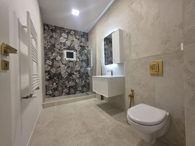 Casa individuala | renovată 2026 | curte 800 mp | Iancu Nicolae