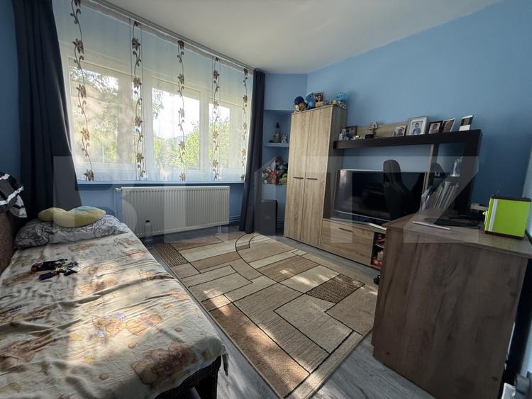 Apartament cu 3 camere, 70 mp, zona Careiului
