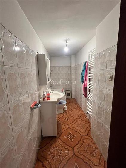 Casa individuala cu panouri solare si centrala pe gaz Parta - 16