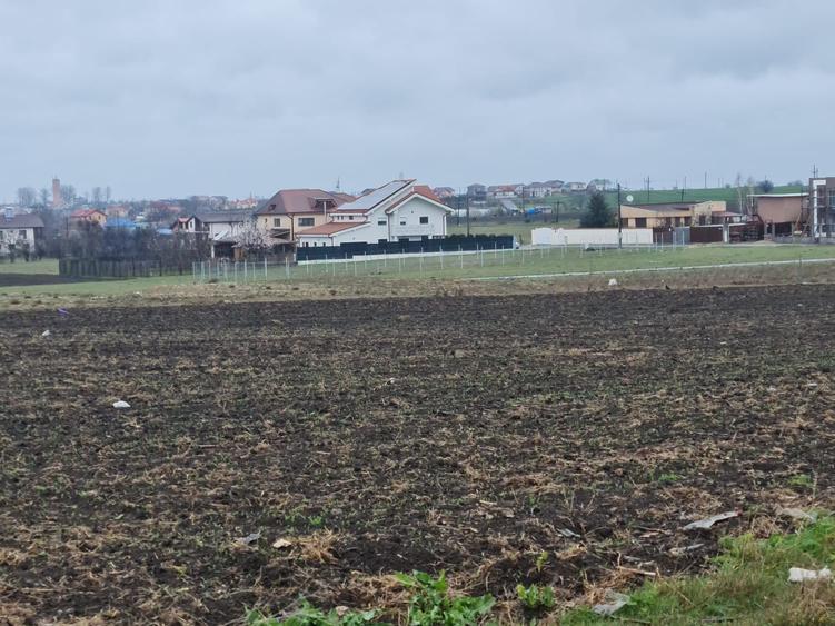 Teren de vanzare in Tuzla partea Mari Negre