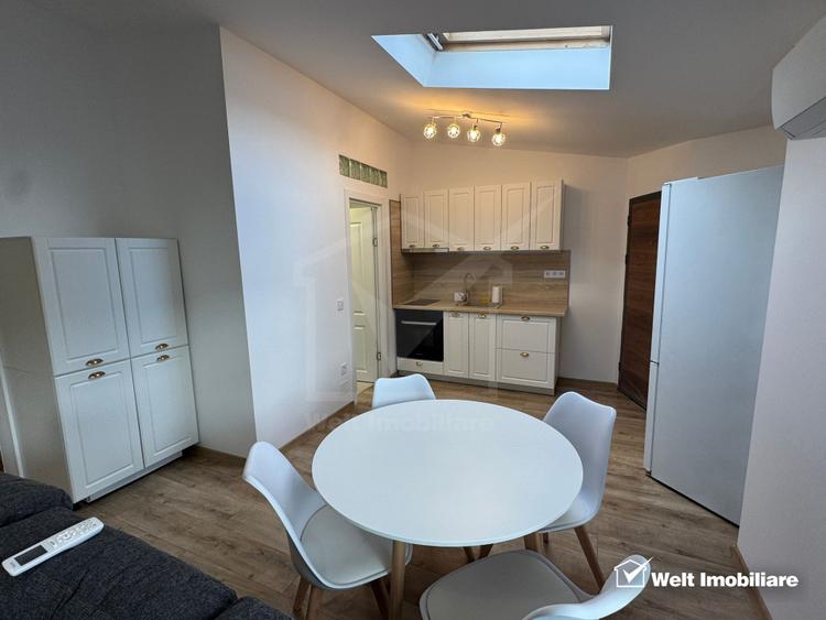 Apartament cu 3 camere in zona Centrala