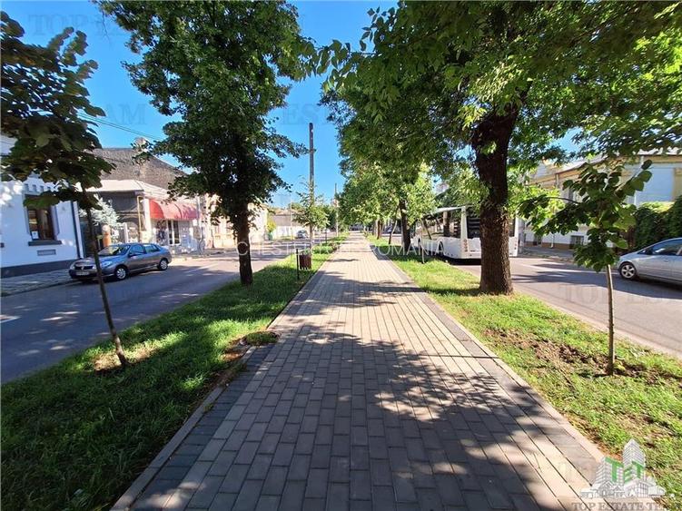 Casa demolabila - vanzare - ultracentral - Braila - 2