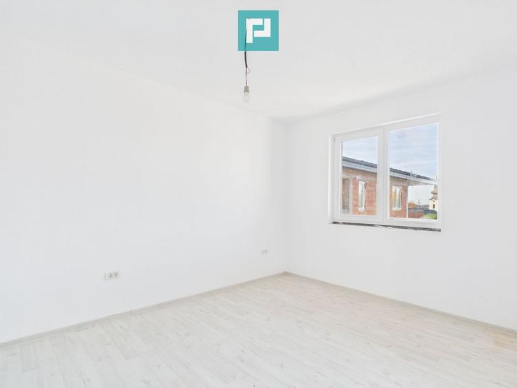 Penthouse cu terasă generoasă, în inima Chișodei