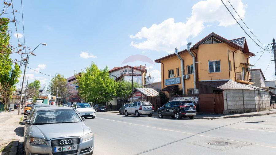 Spațiu comercial de 270mp de închiriat în zona Baicului