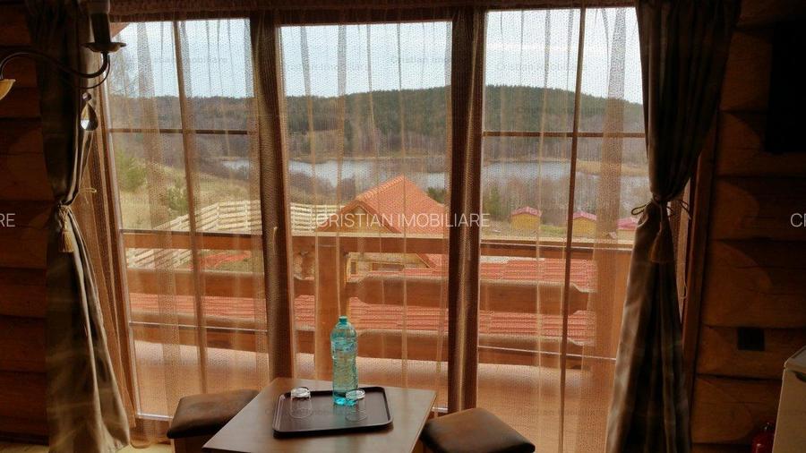 RATE Pensiune 12 cam Superba*** malul Lac Mocearu piscina ,16277mp - 30
