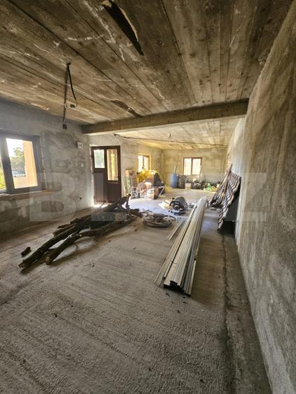Casă la roșu, de vanzare, 250 mp, zona Slobozia Moara