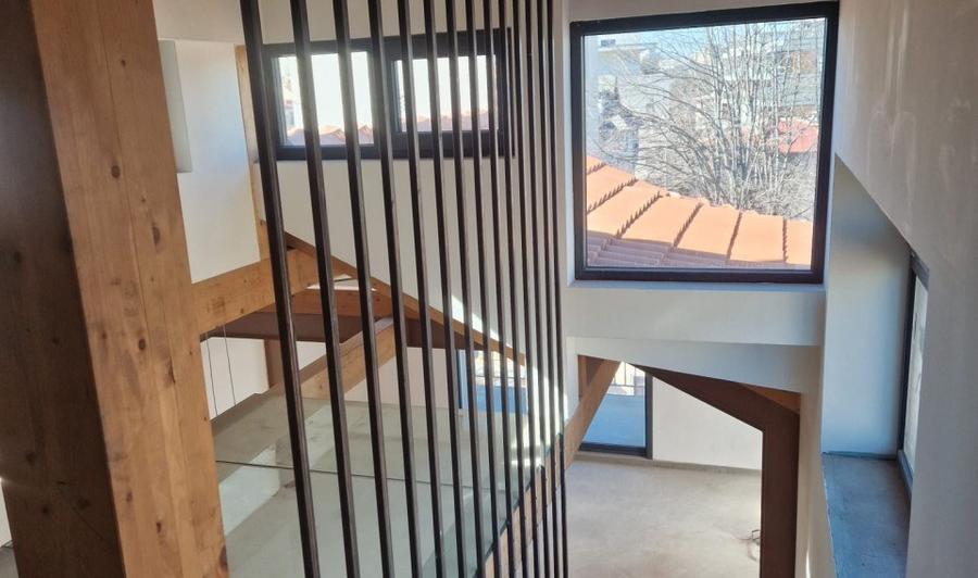 Penthouse 160 mp Aviatorilor