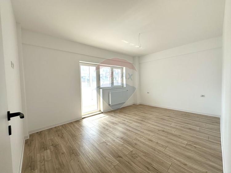 Apartament cu 3 camere Comisia Centrala