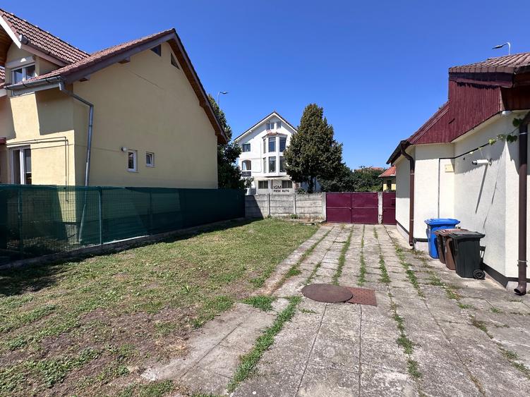 Casa 2 camere singur in curte - teren 900 mp - Sibiu - str. Nicolae Iorga