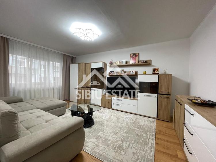 Apartament decomandat cu 3 camere 65mp utili, Turnisor